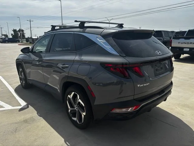 Used 2024 Gray Hyundai SEL image 4