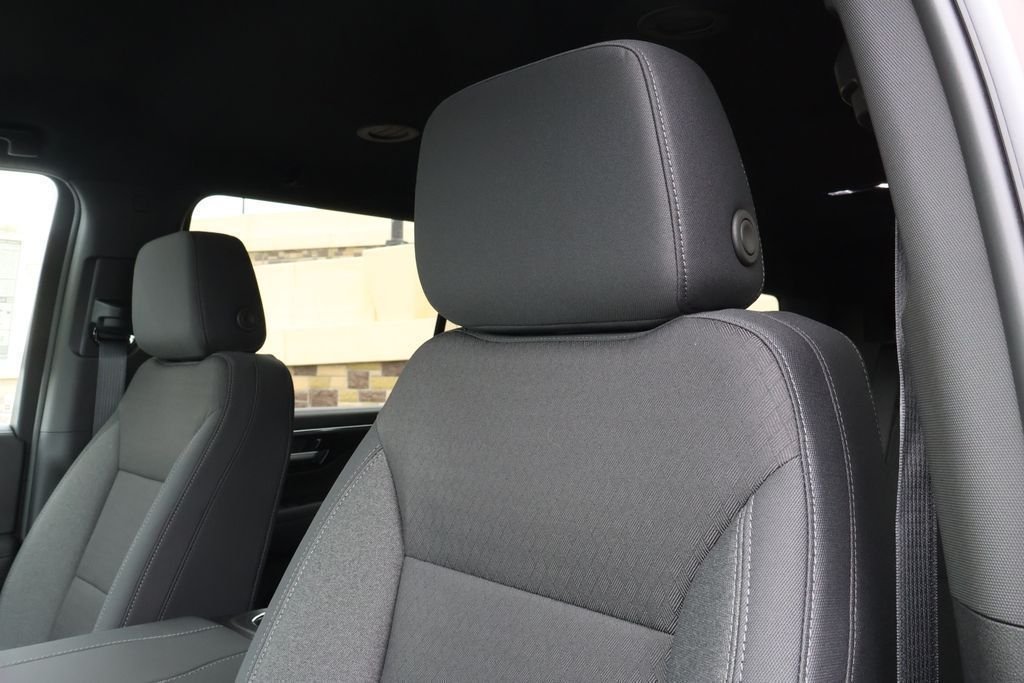 2026 Chevrolet Suburban LS - Photo 16