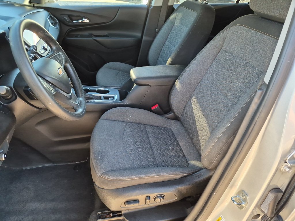 Used 2022 Silver Chevrolet LT image 12