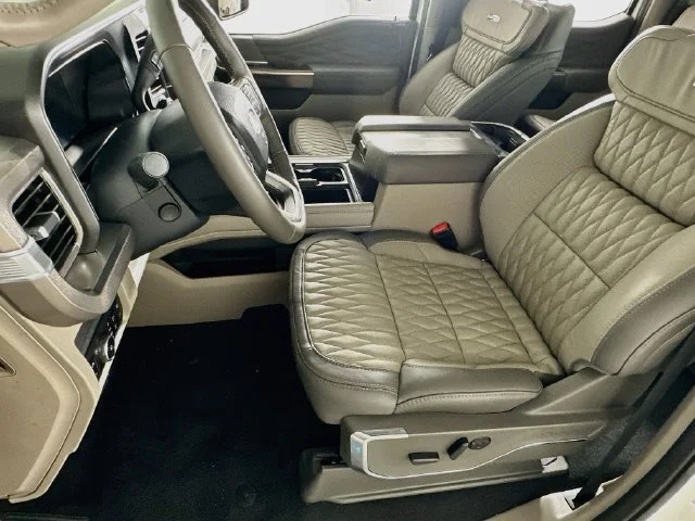 New 2026 White Ford Platinum image 9