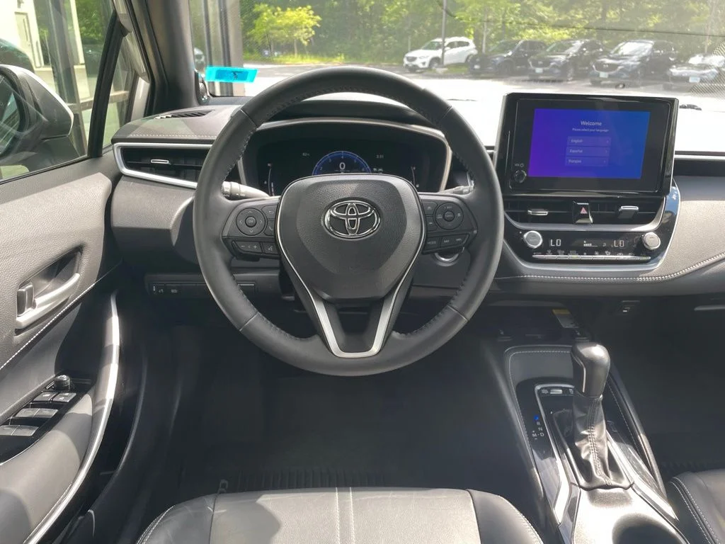 2023 Toyota Corolla Hatchback XSE - Photo 16