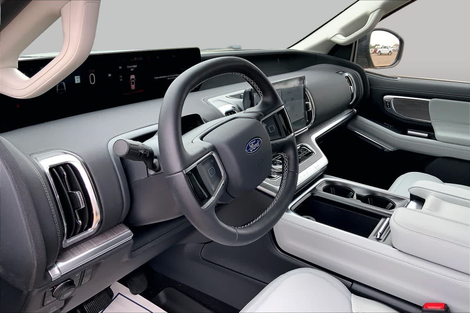 New 2026 Agate Black Metallic Ford MAX Platinum® image 8