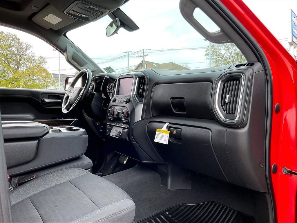 Used 2022 Red Chevrolet LT image 14