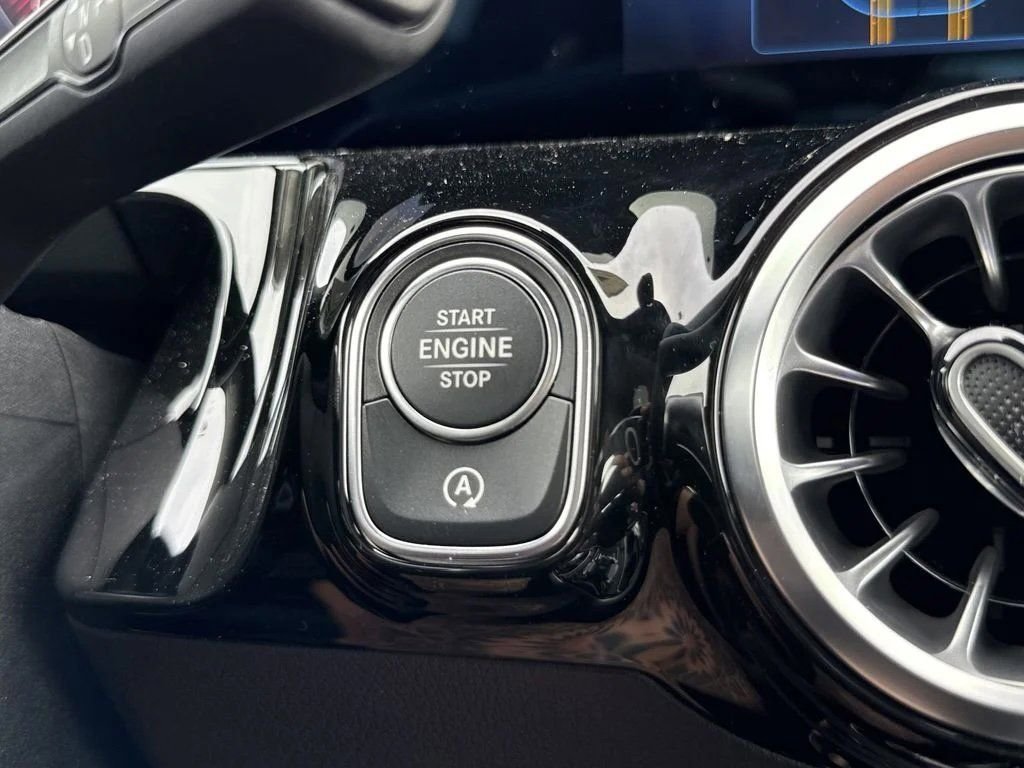 2025 Mercedes-Benz GLA GLA250 - Photo 26