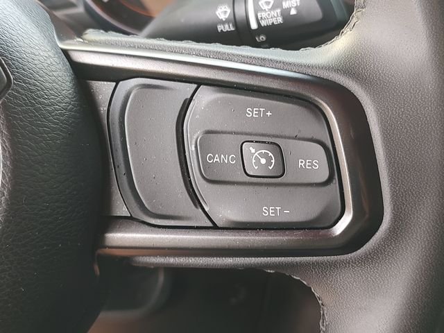 Used 2023 Silver Jeep Willys image 21