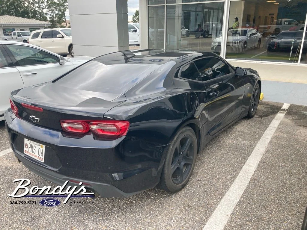 Used 2021 Black Chevrolet 1LT image 3