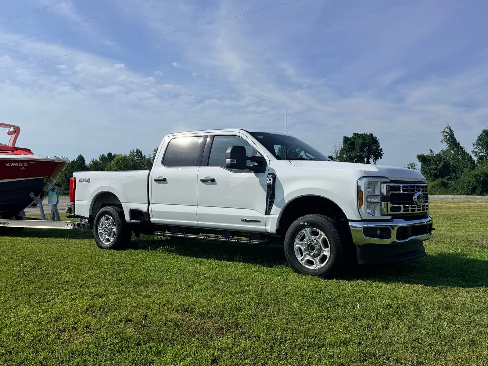 Used 2026 Oxford White Ford XLT image 10