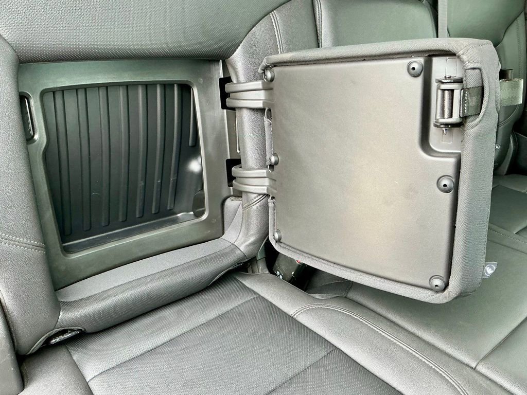 2024 GMC Sierra 3500HD SLT - Photo 29
