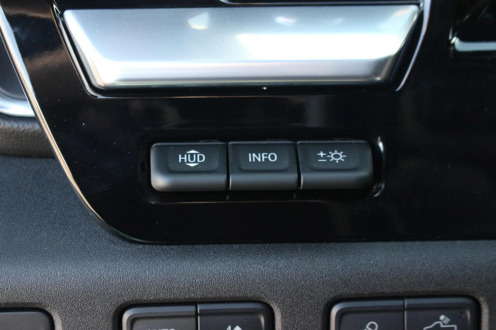 Used 2025 Black Chevrolet High Country image 32