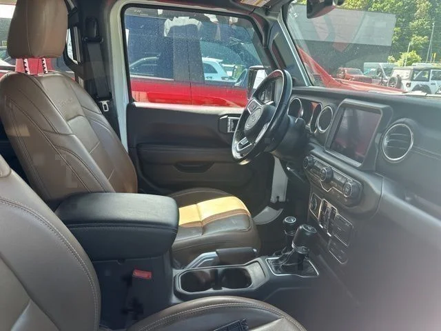 Used 2021 White Jeep Unlimited Sahara image 29
