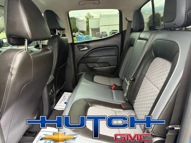 Used 2020 KINETIC BLUE METALLIC Chevrolet 4WD Z71 image 18