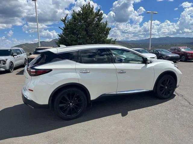 Used 2021 Pearl White Tricoat Nissan SL image 7