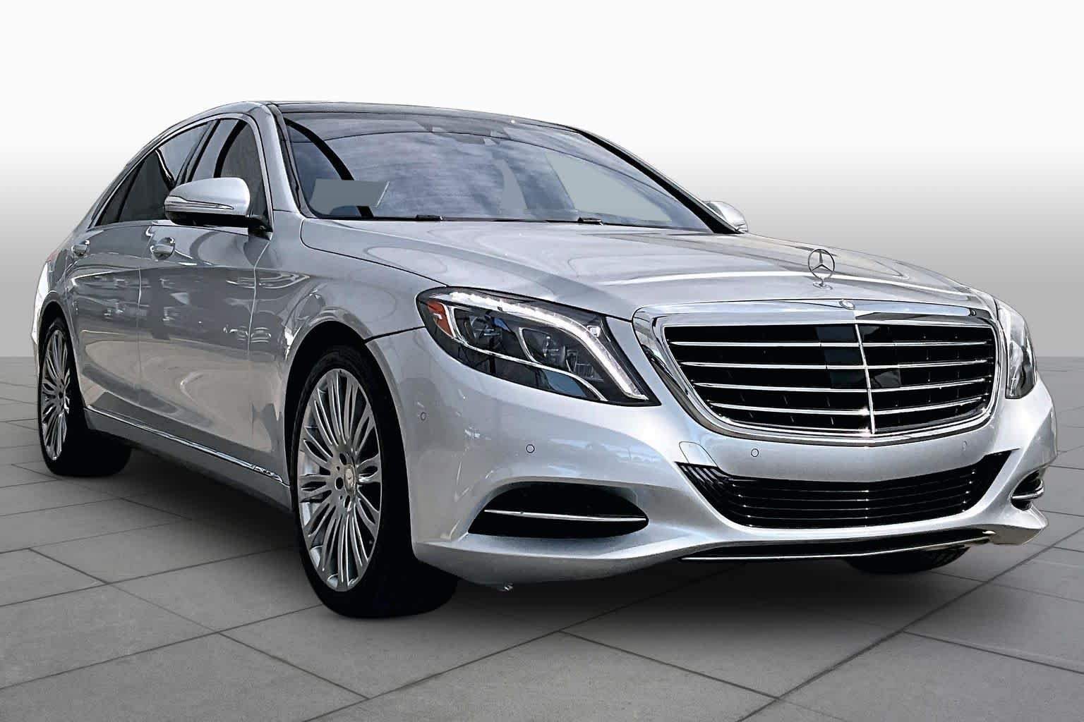 Used 2015 Iridium Silver Metallic Mercedes-Benz S 550 image 3