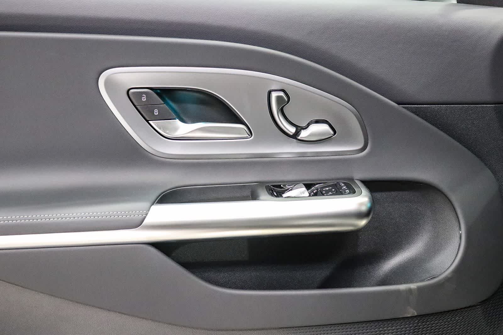 New 2027 MANUFAKTUR Alpine Grey Mercedes-Benz CLA 250+ Electric image 23