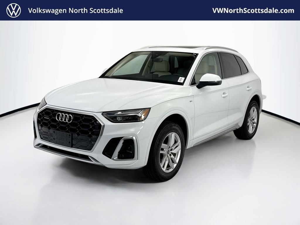 2023 Audi Q5 45 Premium's photo