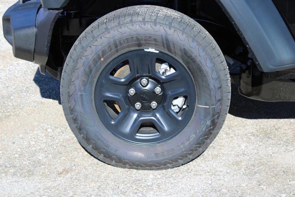 New 2026 Black Clear-Coat Exterior Paint Jeep Sport image 8