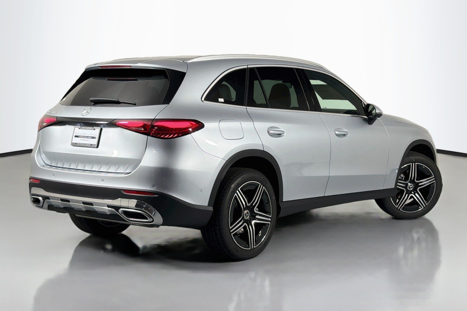 New 2026 Cirrus Silver Metallic Mercedes-Benz GLC 300 SUV image 7