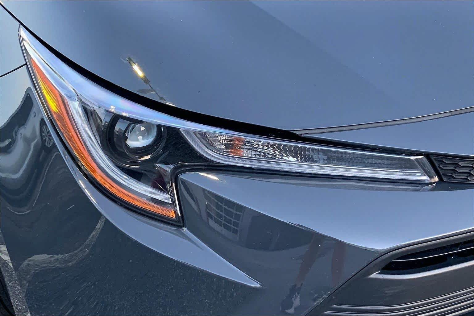 Used 2025 Underground Toyota LE image 24