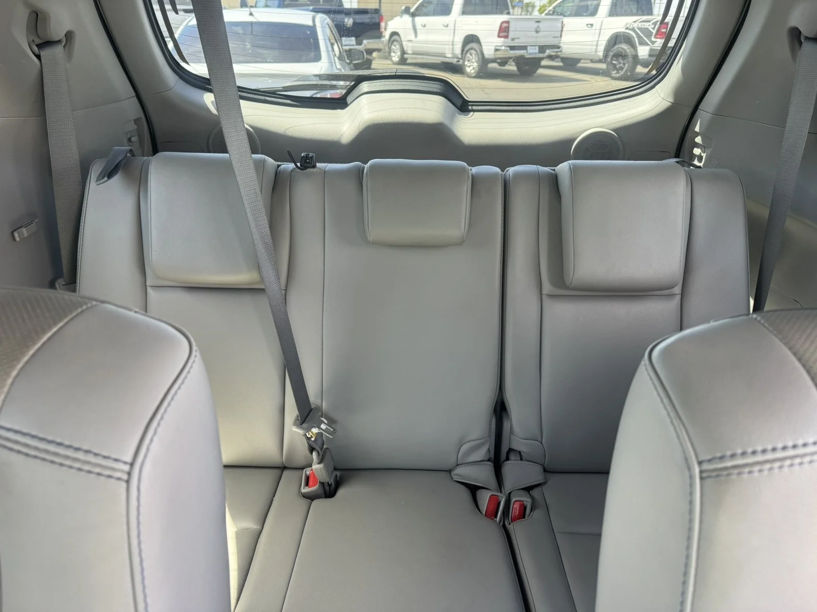 Used 2019  Toyota Hybrid Limited image 33