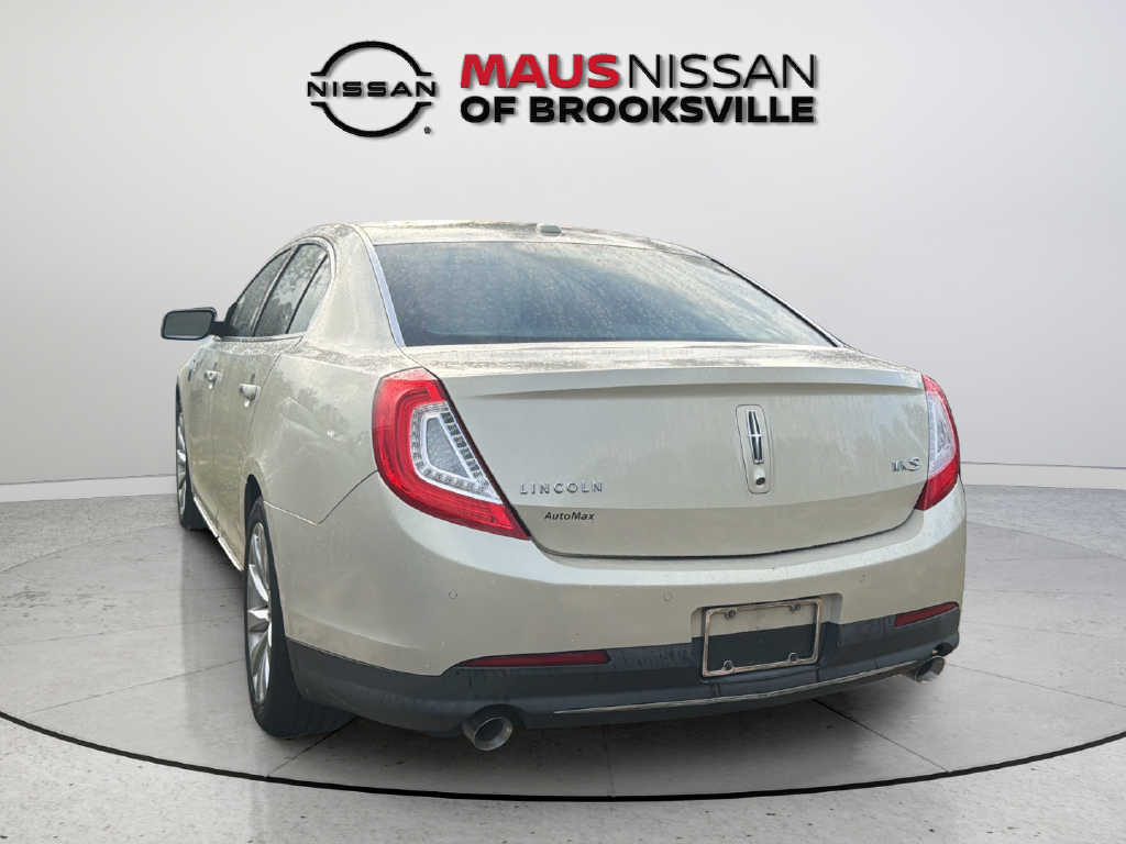 Used 2014 Silver Lincoln Base image 8