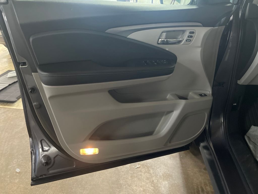 Used 2023  Honda RTL-E image 14