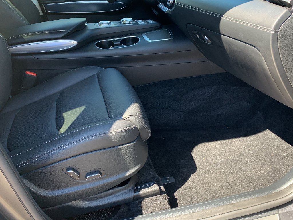 2023 GENESIS GV70 Standard - Photo 35