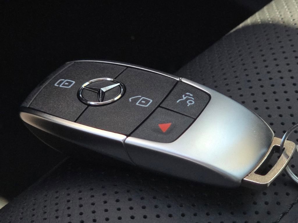 New 2026 Black Mercedes-Benz GLE 450 image 80