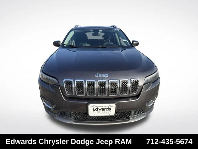 Used 2019 Gray Jeep Limited image 2