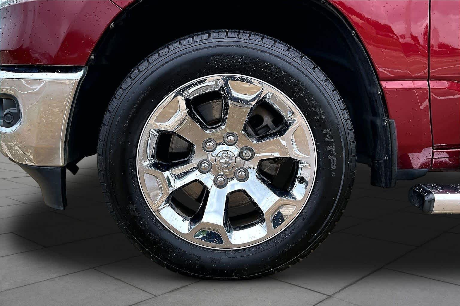 Used 2020 Delmonico Red Pearlcoat Ram Lone Star image 11