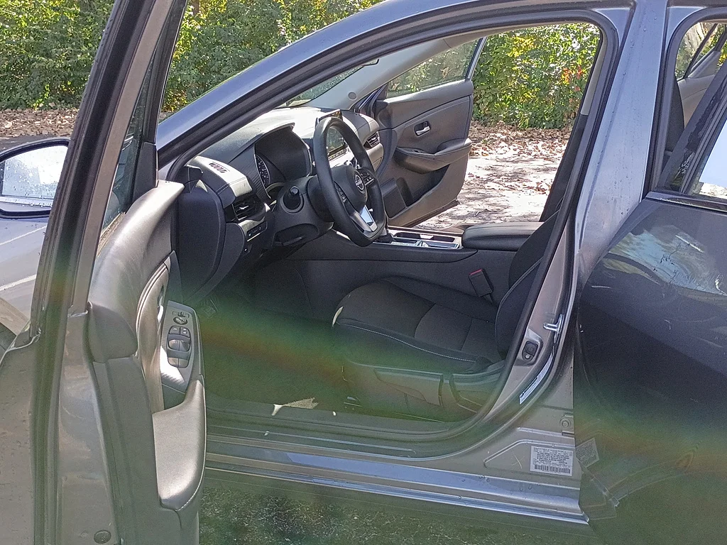 Used 2025 Gun Metallic Nissan SV image 11