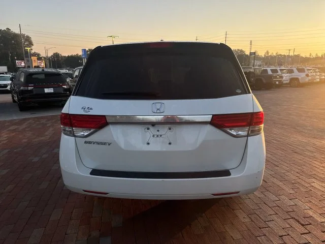 Used 2014 White Honda EX-L image 16