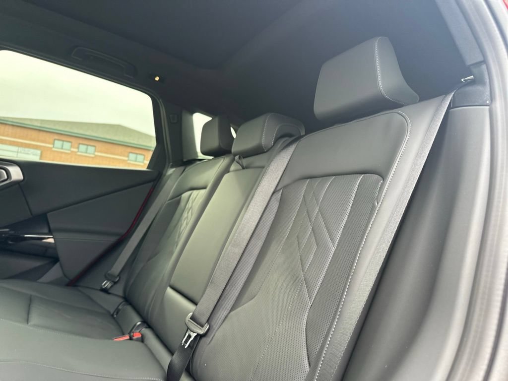 2026 BMW X3 30 - Photo 21