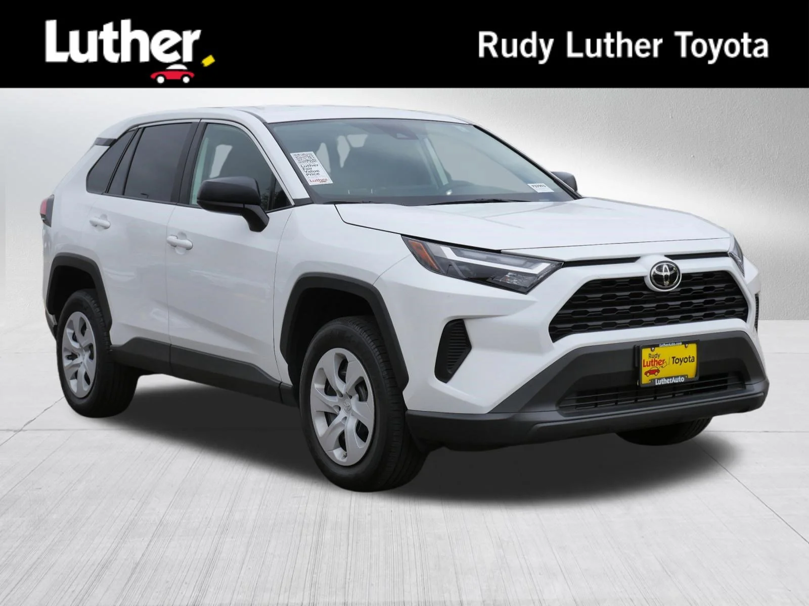 2025 Toyota RAV4 LE AWD's photo