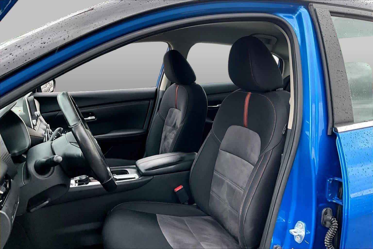 Used 2024 Electric Blue Metallic/Super Black Nissan SR image 8