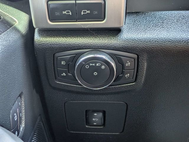 Used 2015 Silver Ford Platinum image 24