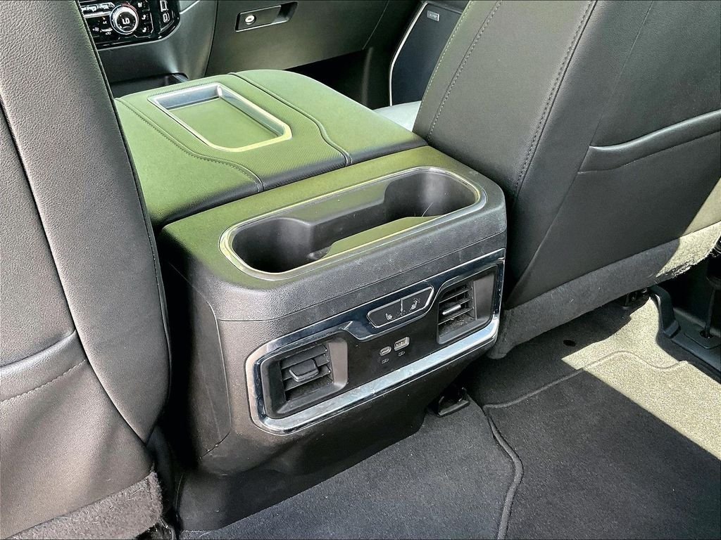 Used 2022 Silver GMC SLT image 26