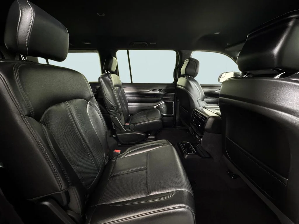 Used 2024 White Jeep Series II image 15