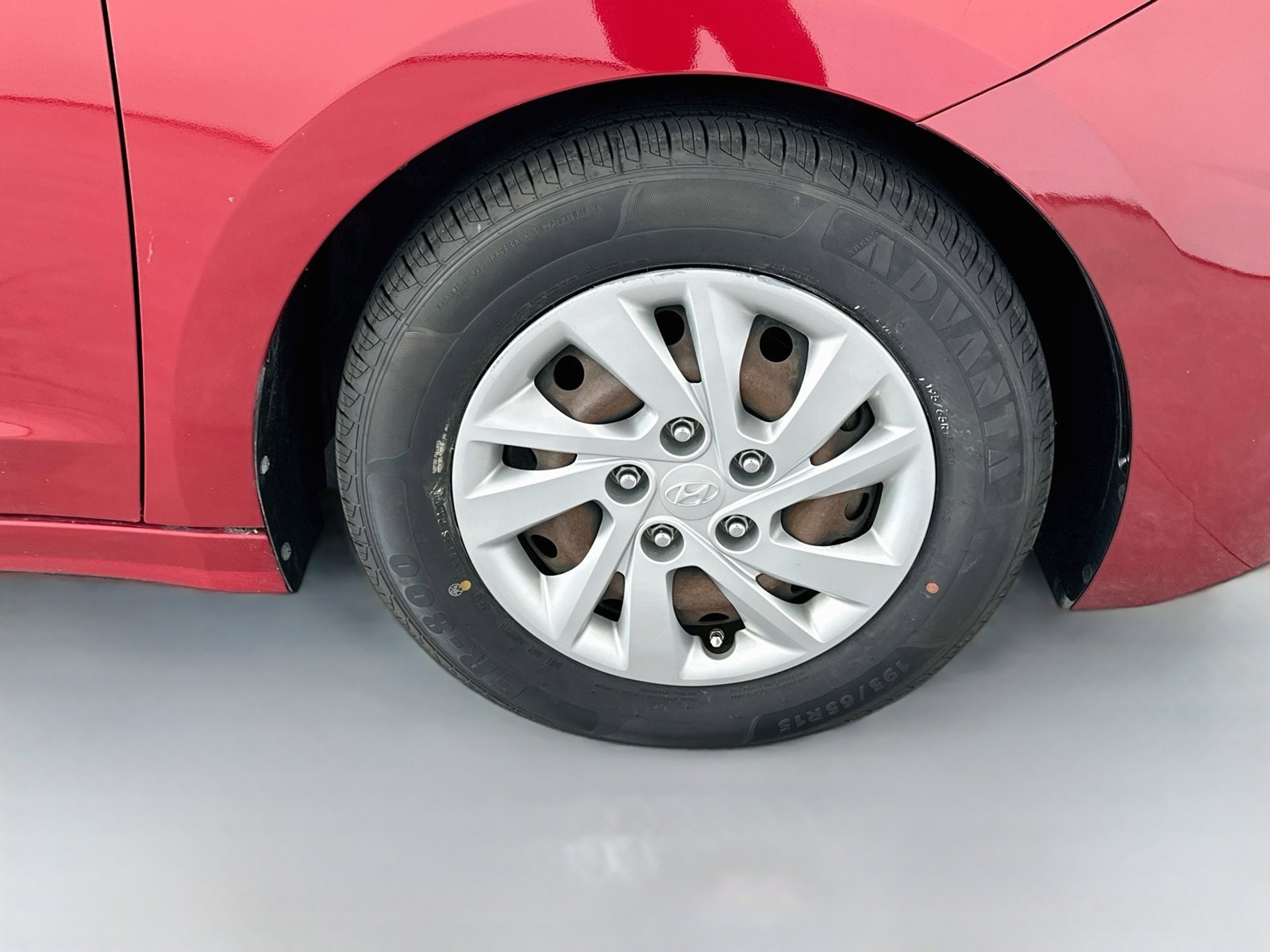 2019 Hyundai Elantra SE - Photo 32