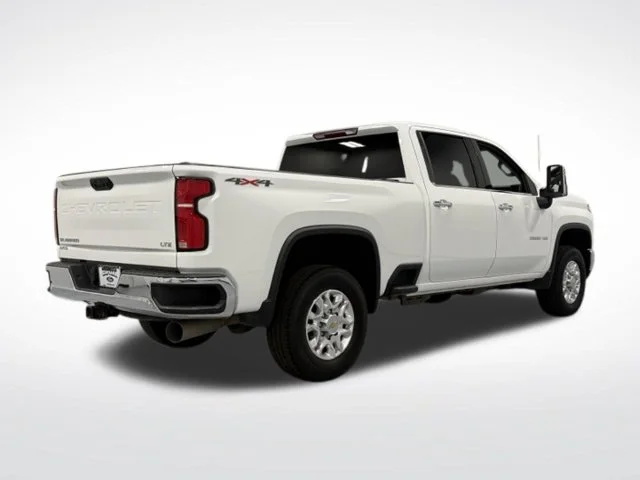 Used 2024 White Chevrolet LTZ image 10