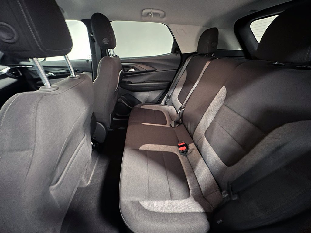 Used 2024 Gray Chevrolet LT image 17