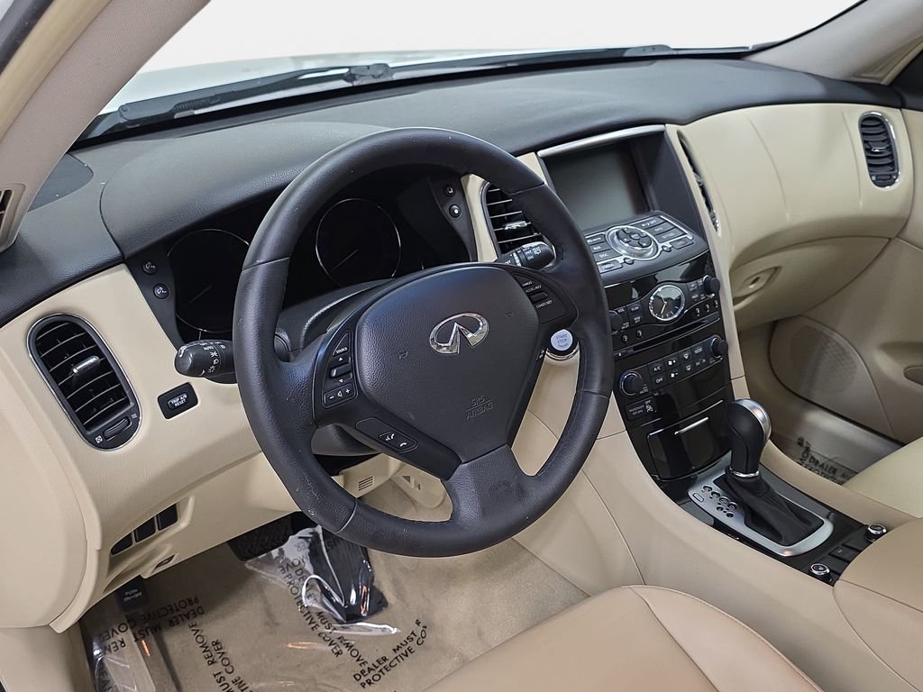 Used 2016 Majestic INFINITI Base image 16