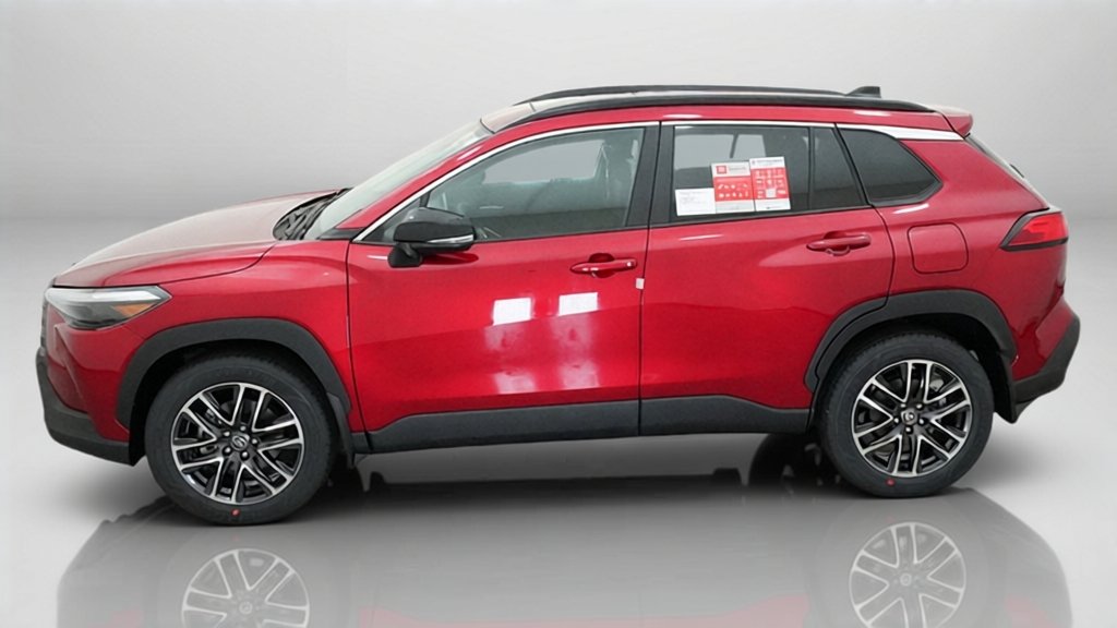 New 2026 Soul Red Crystal Toyota XLE image 2