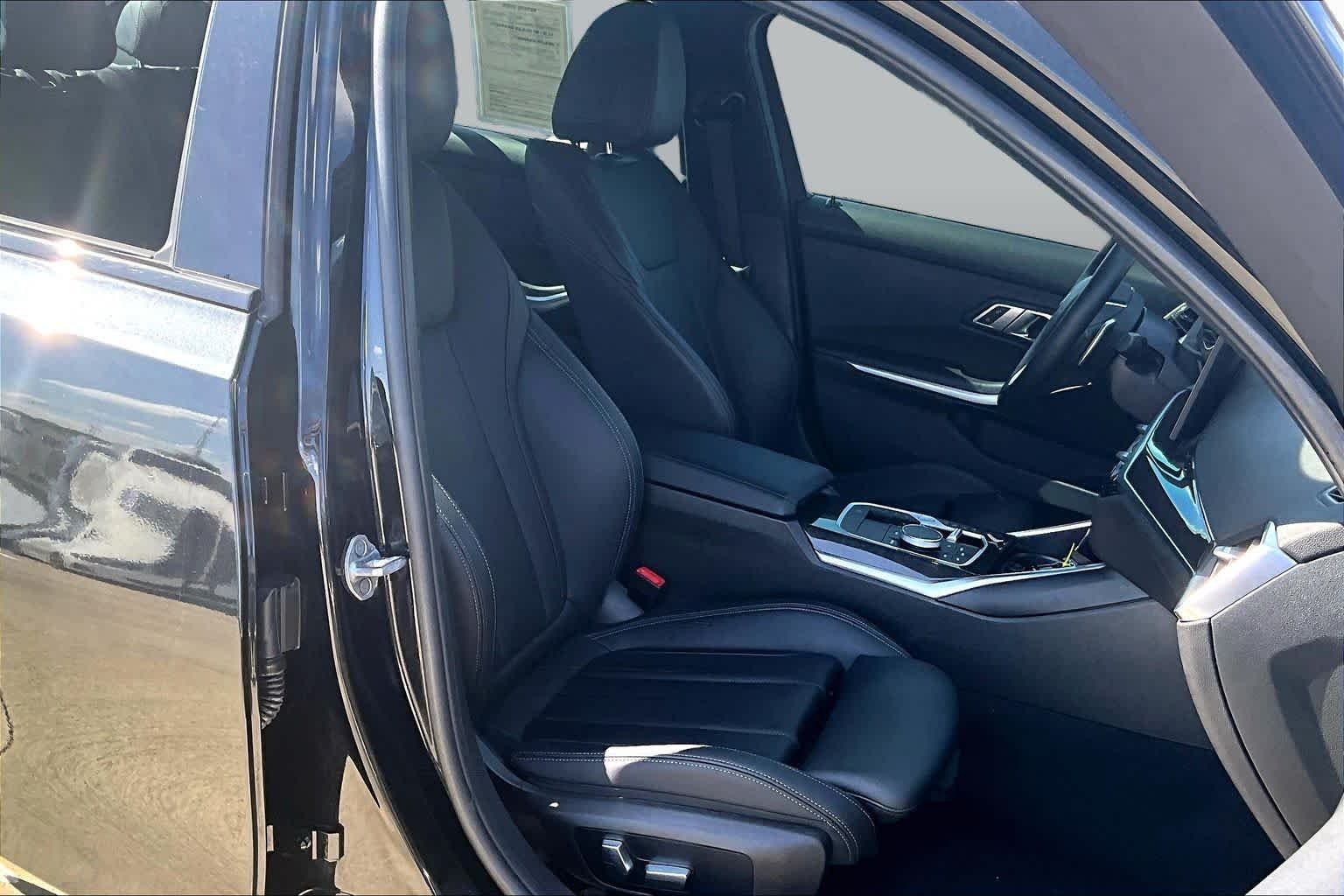 Used 2023 Black Sapphire Metallic BMW 330i image 8