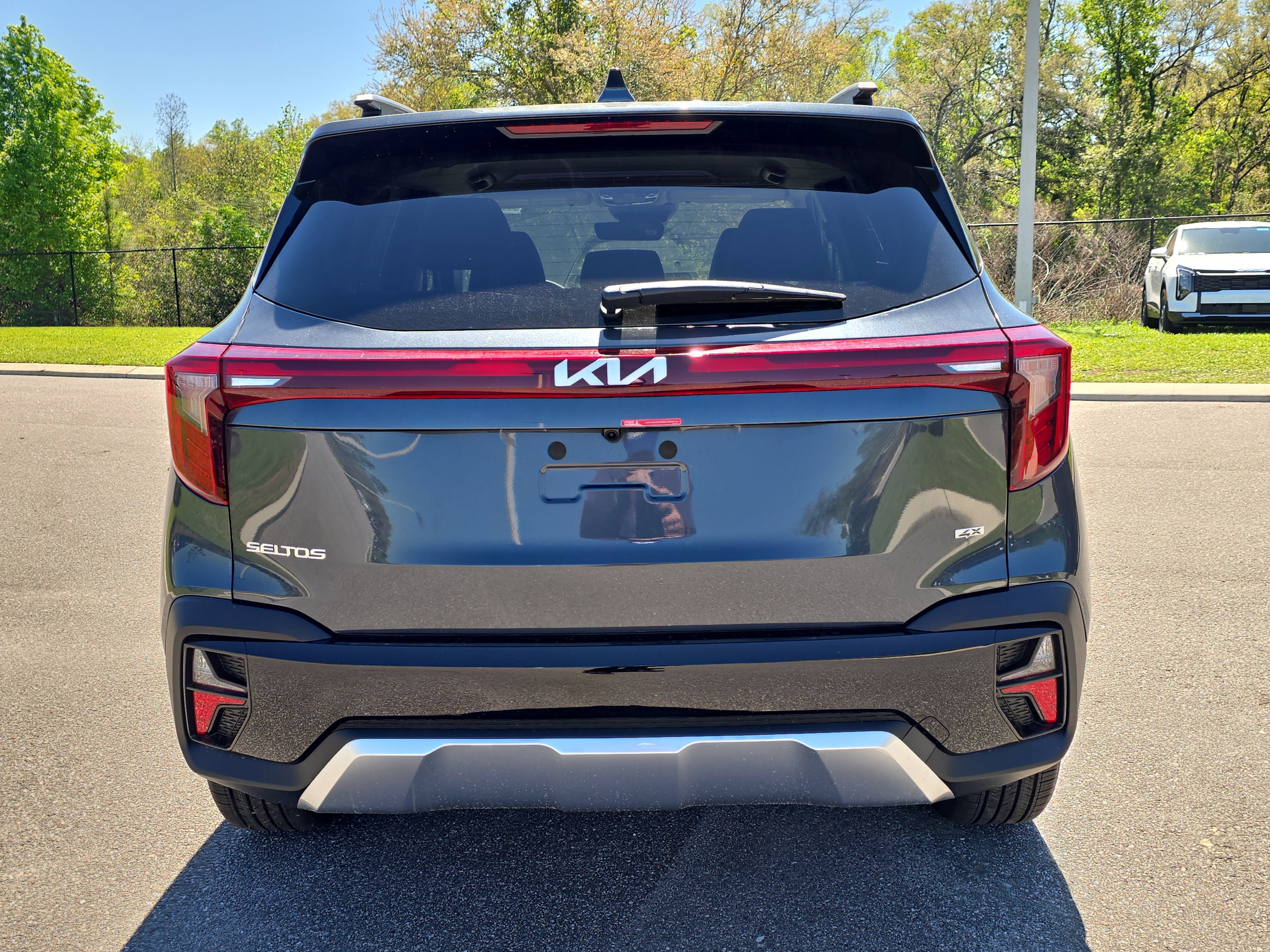 New 2026 Gravity Gray Kia S image 7