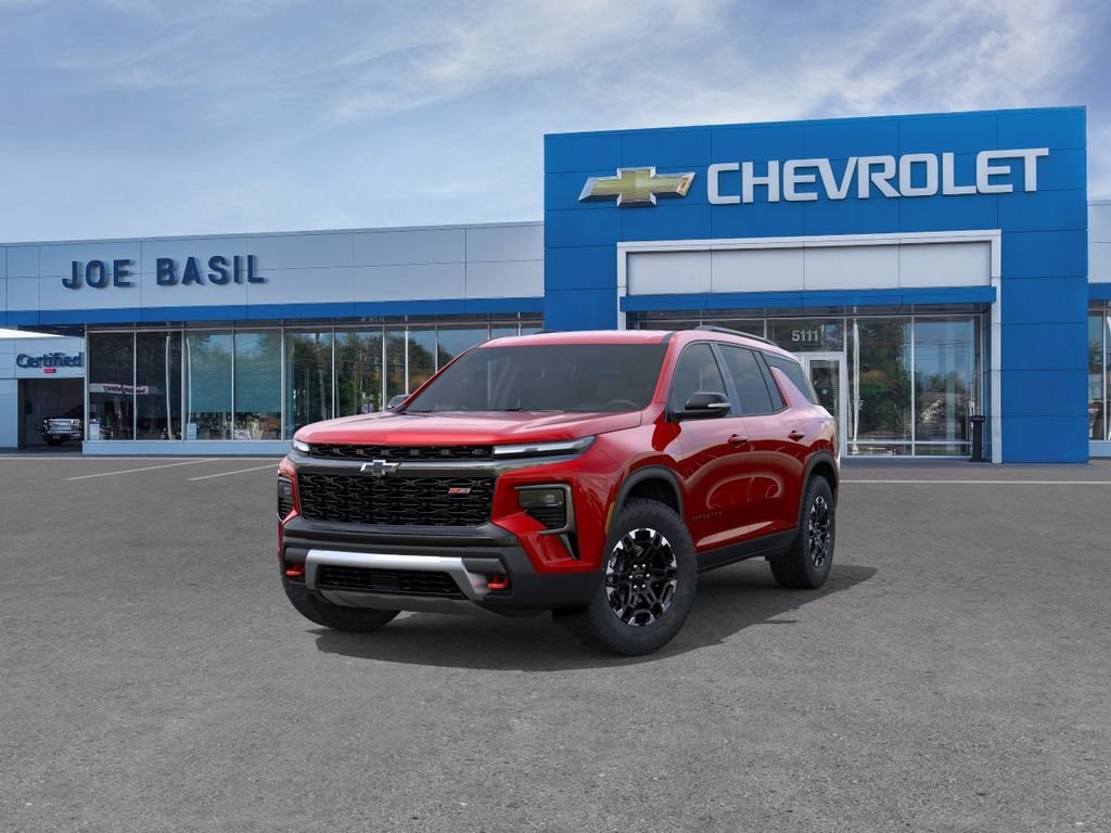 2027 Chevrolet Traverse Z71 - Photo 8