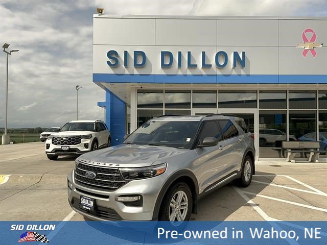 Used 2020 Iconic Silver Metallic Ford XLT image 1
