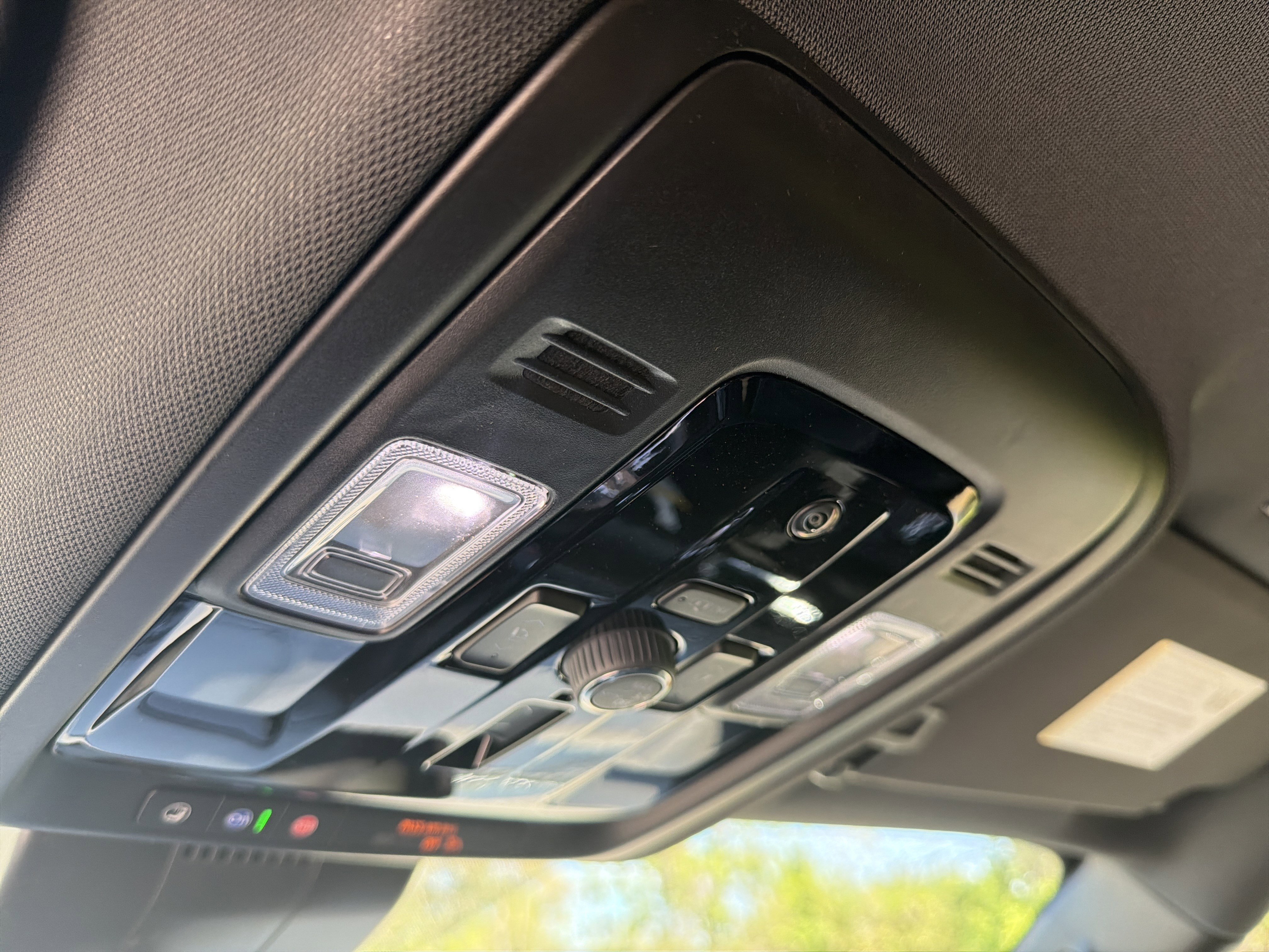New 2026 Sterling Metallic GMC Elevation image 29