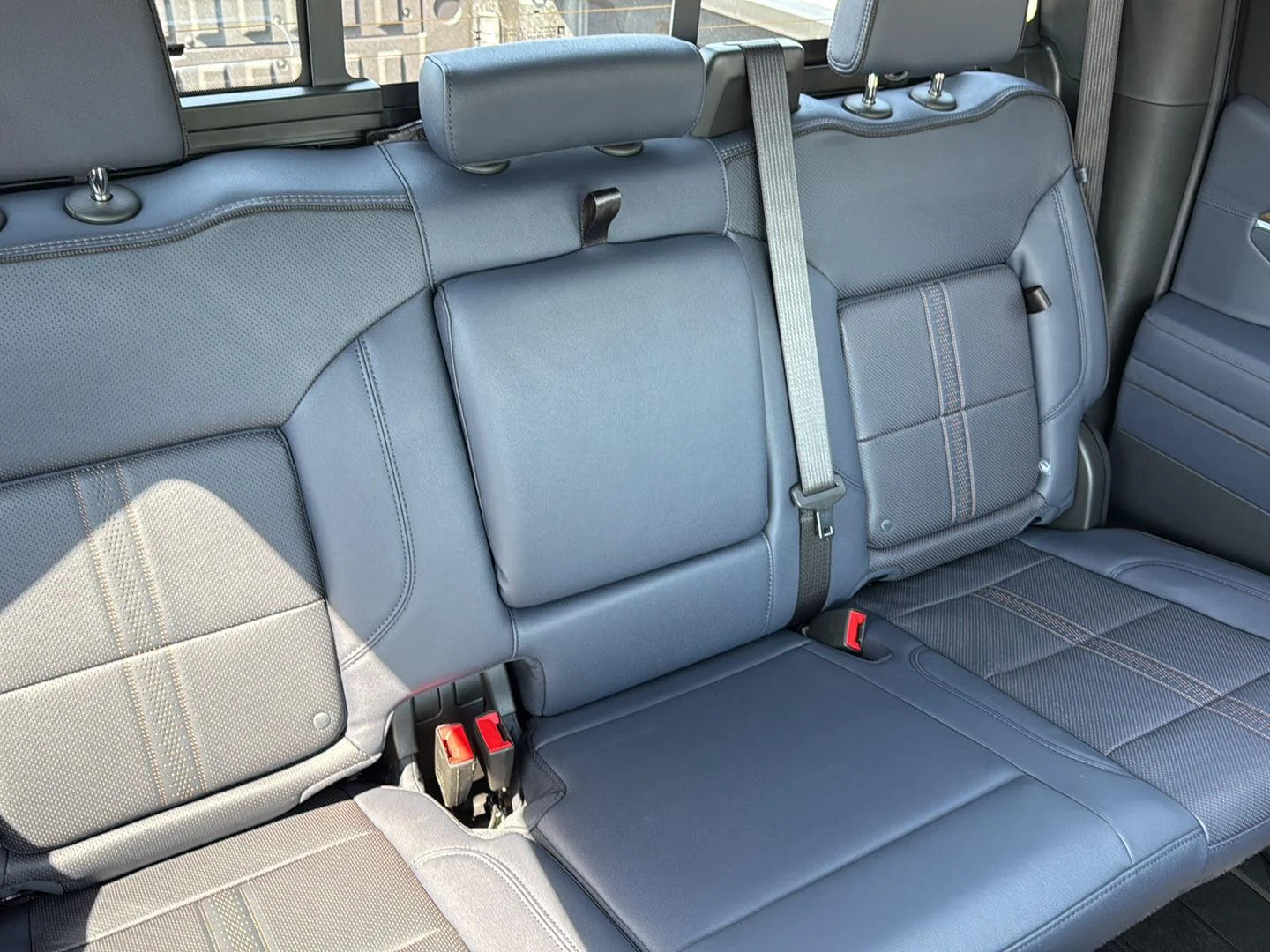 2026 Chevrolet Silverado 1500 High Country - Photo 15