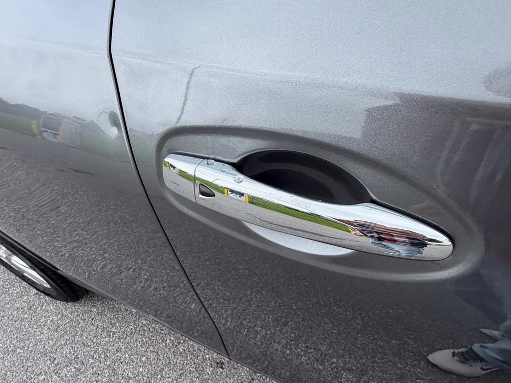 Used 2020 Gray Nissan SV image 34