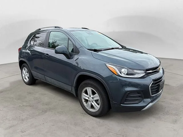 Used 2021 Shadow Gray Metallic Chevrolet LT image 5